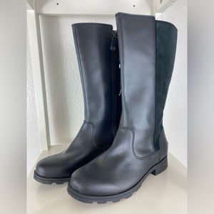 SOREL Women’s or Big Girls Waterproof Leather Riding Boot Size 5 Tall Suede Back